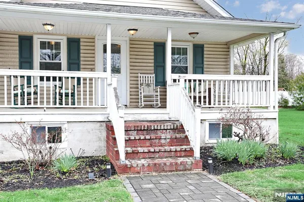 $3,000 | 60 Ramapo Avenue, Oakland, NJ 07436