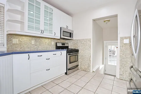 $3,000 | 60 Ramapo Avenue, Oakland, NJ 07436