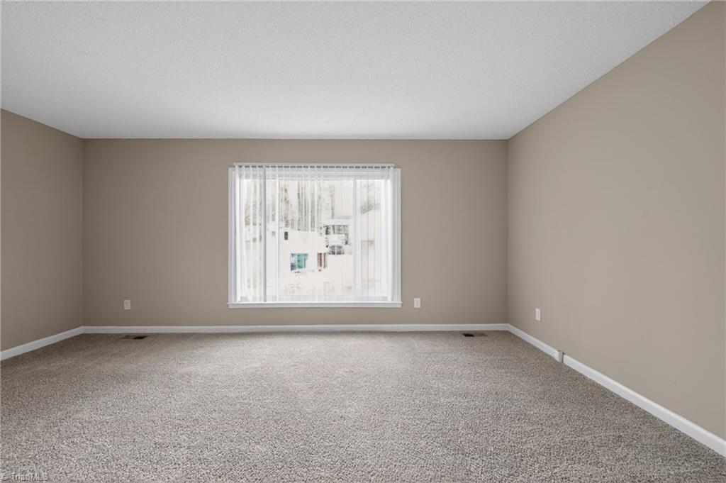 1907 Boulding Avenue High Point, NC 27265 - Photo 7 of 28