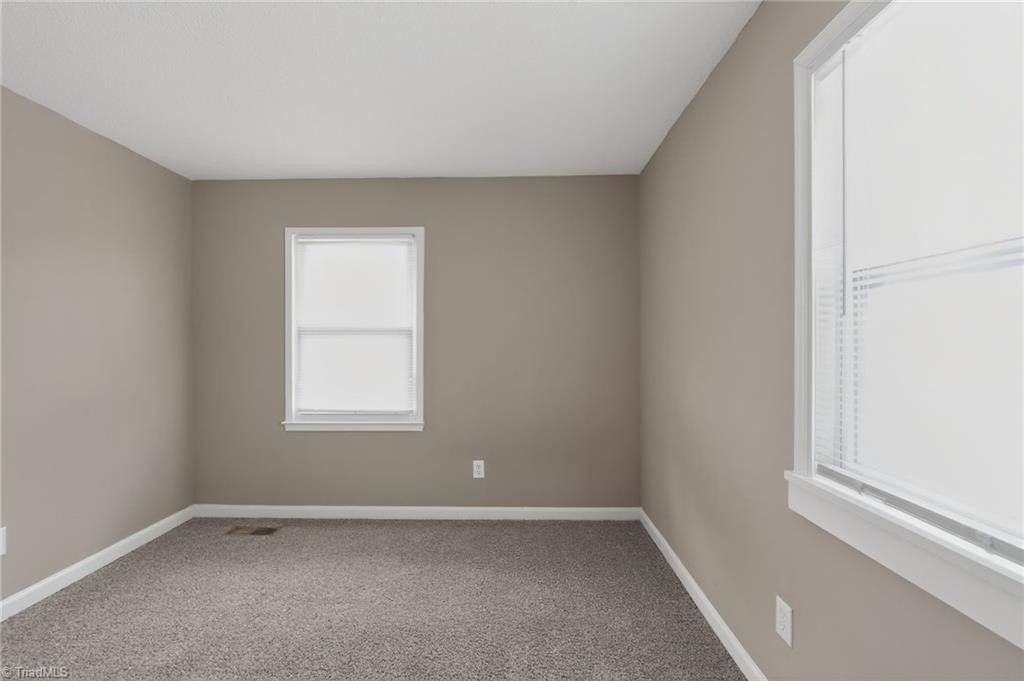 1907 Boulding Avenue High Point, NC 27265 - Photo 9 of 28