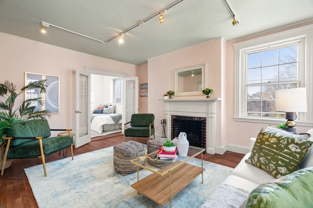 43 Linnaean Street, Unit 35A Cambridge, MA 02138 - Photo 3 of 22