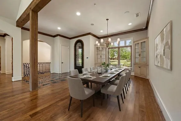 $2,195,950 | 5581 Nancy Circle, Chandler, TX 75758