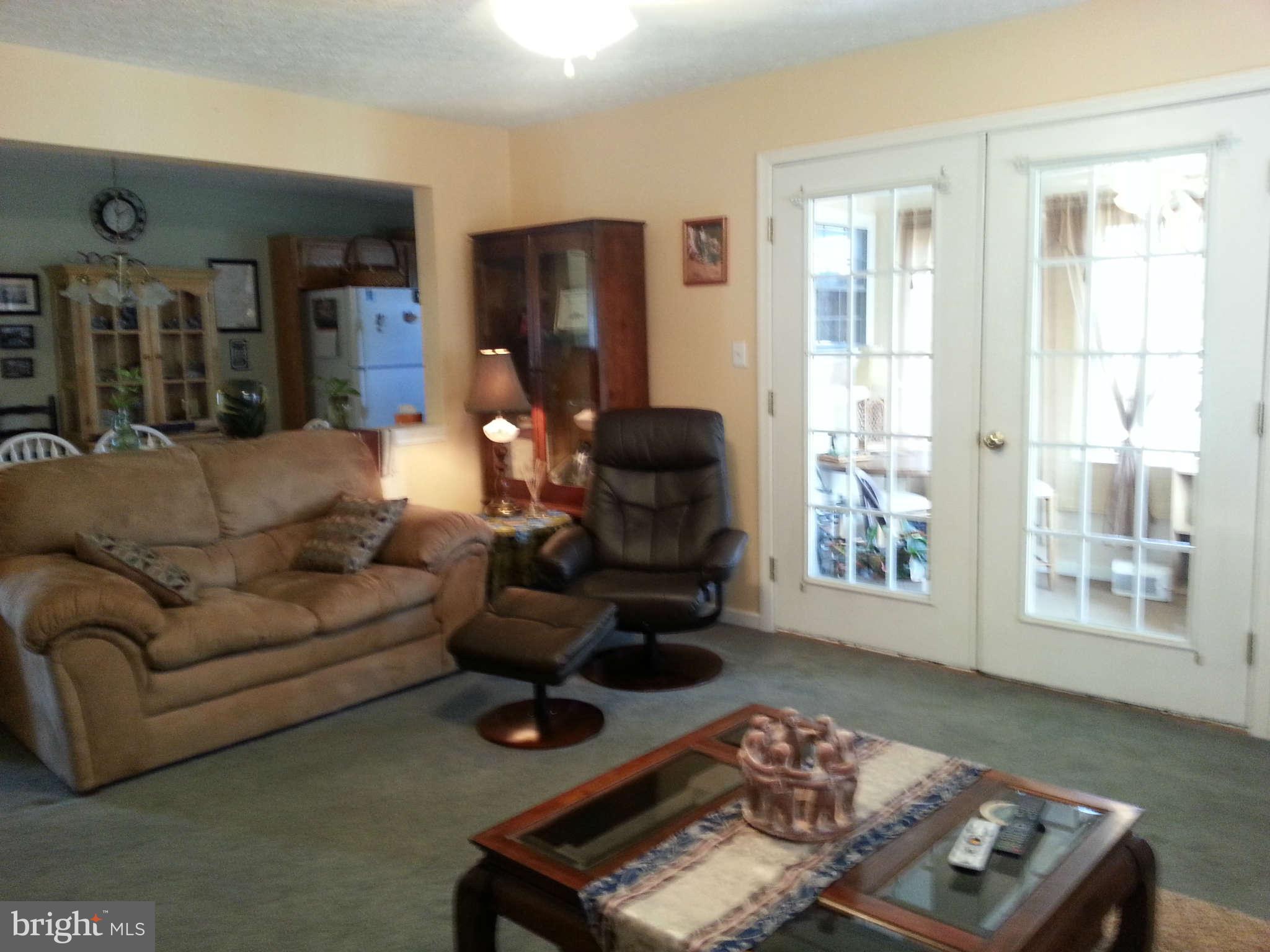 90 Pointer Way Inwood, WV 25428 - Photo 5 of 17 Living Room