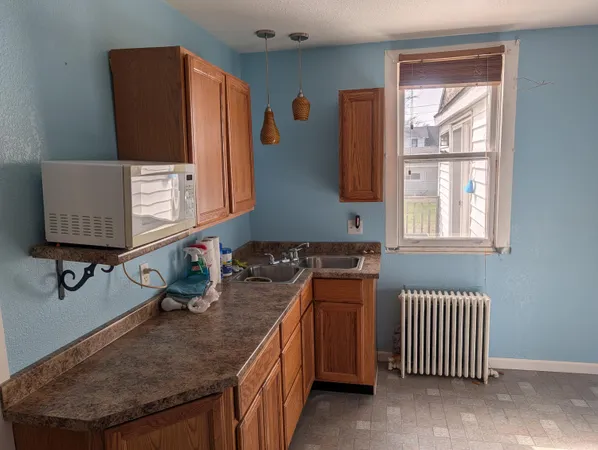 $199,900 | 208 South Washington Avenue, Ludington, MI 49431