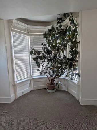 $199,900 | 208 South Washington Avenue, Ludington, MI 49431