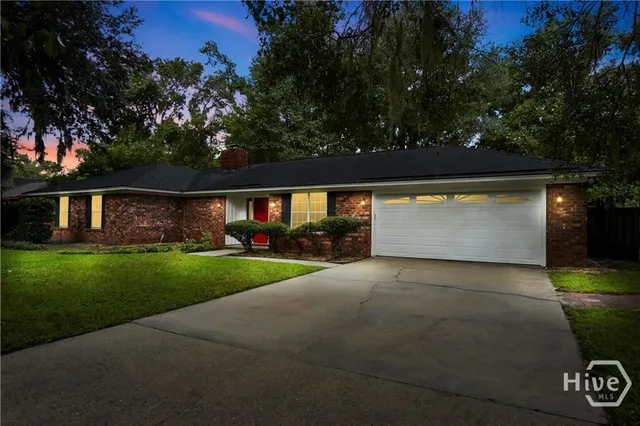 $2,300 | 115 Phyllis Drive, Savannah, GA 31419