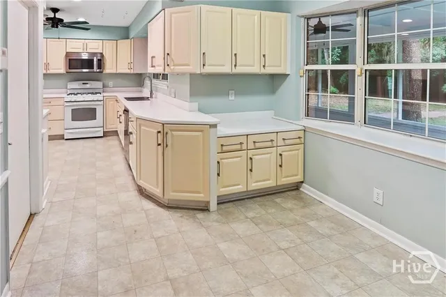 $2,300 | 115 Phyllis Drive, Savannah, GA 31419