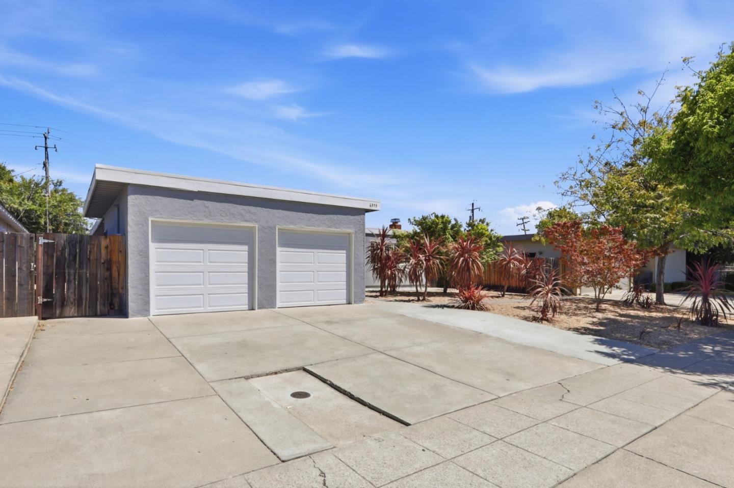 6351 Bollinger Road Cupertino, CA 95014 - Photo 3 of 44
