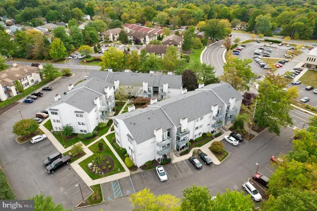 $1,700 | 2037 Lucas Lane, Voorhees, NJ 08043