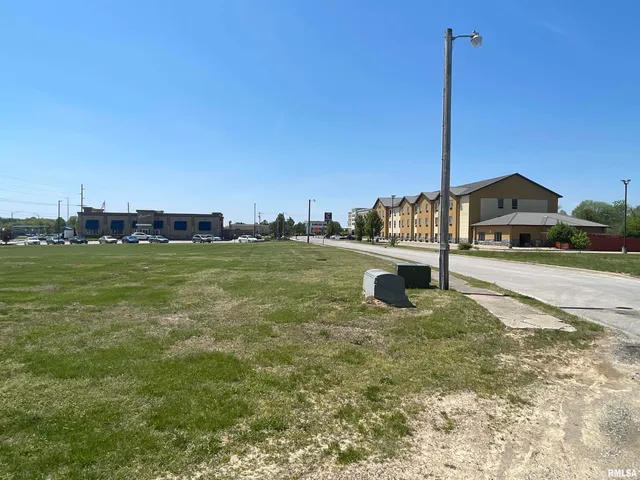 $595,000 | Tbd Reed Station Parkway, Carbondale, IL 62901