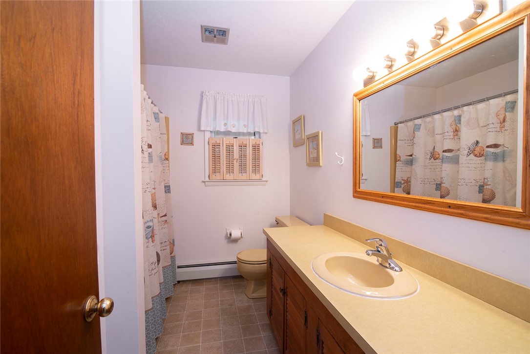 46 Juniper Road South Kingstown, RI 02879 - Photo 16 of 18