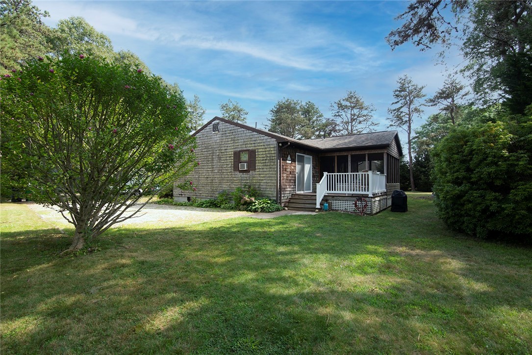 46 Juniper Road South Kingstown, RI 02879 - Photo 4 of 18