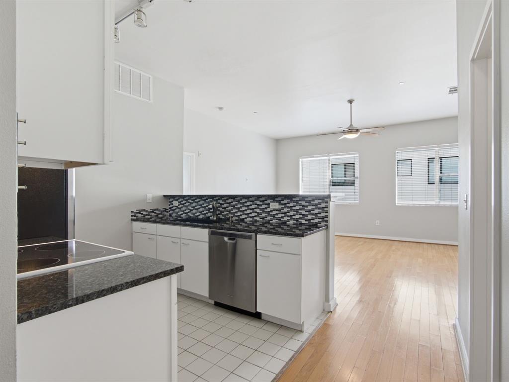 3015 Bryan Street, Unit 2F Dallas, TX 75204 - Photo 7 of 24