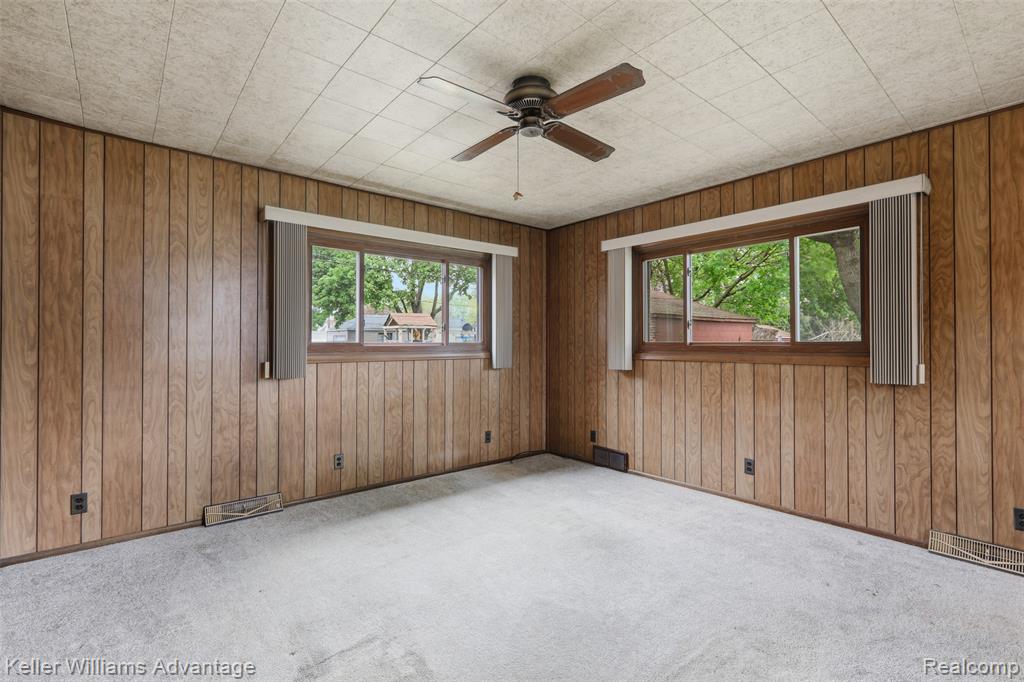 3807 Harding Street Dearborn, MI 48124 - Photo 11 of 38