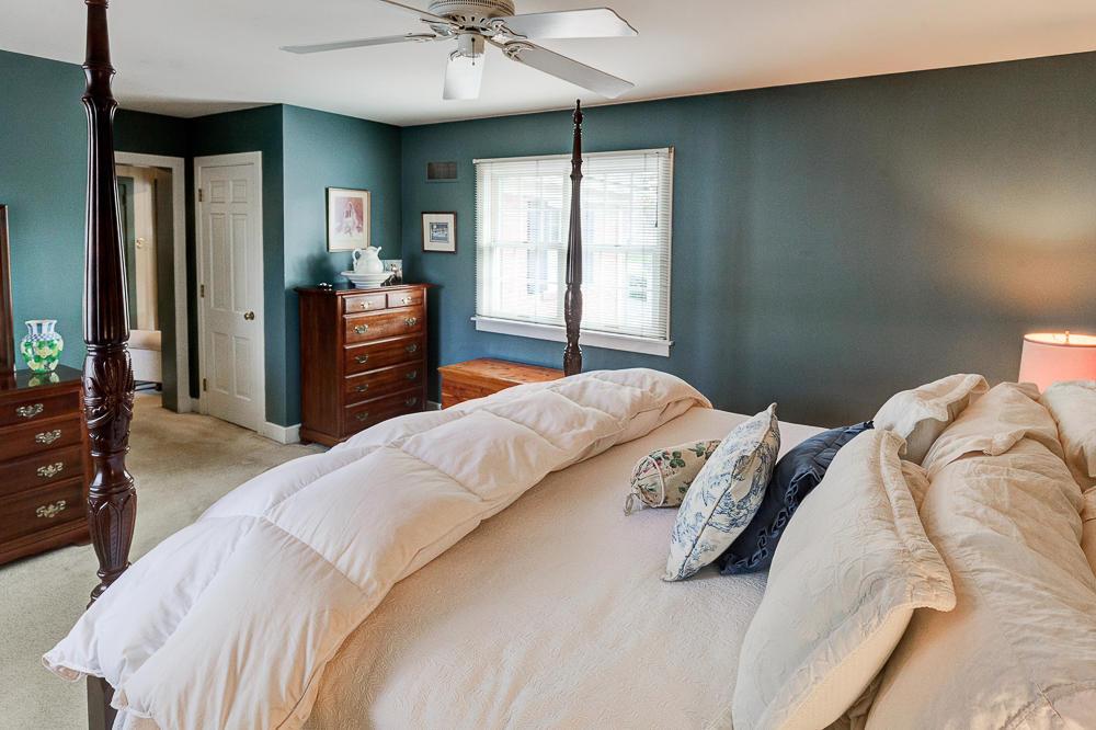 1593 Cardiff Road Columbus, OH 43221 - Photo 22 of 28