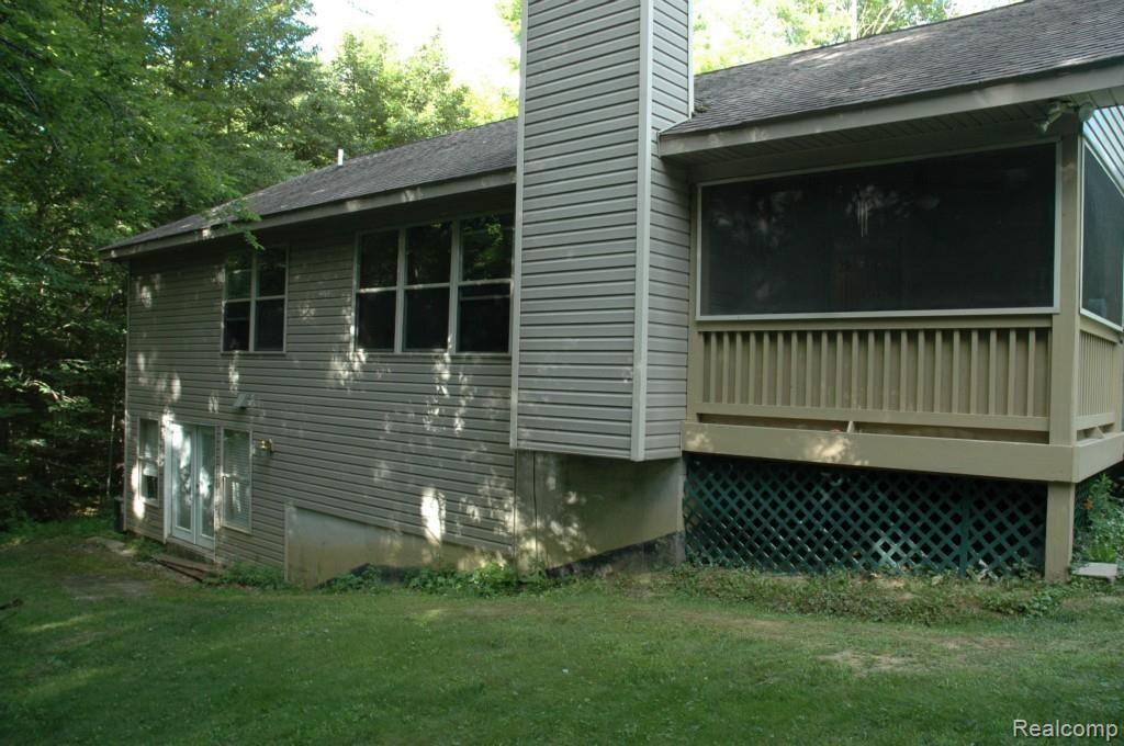 3131 North Summers Road Imlay City, MI 48444 - Photo 6 of 34 Back yard to walk out basement