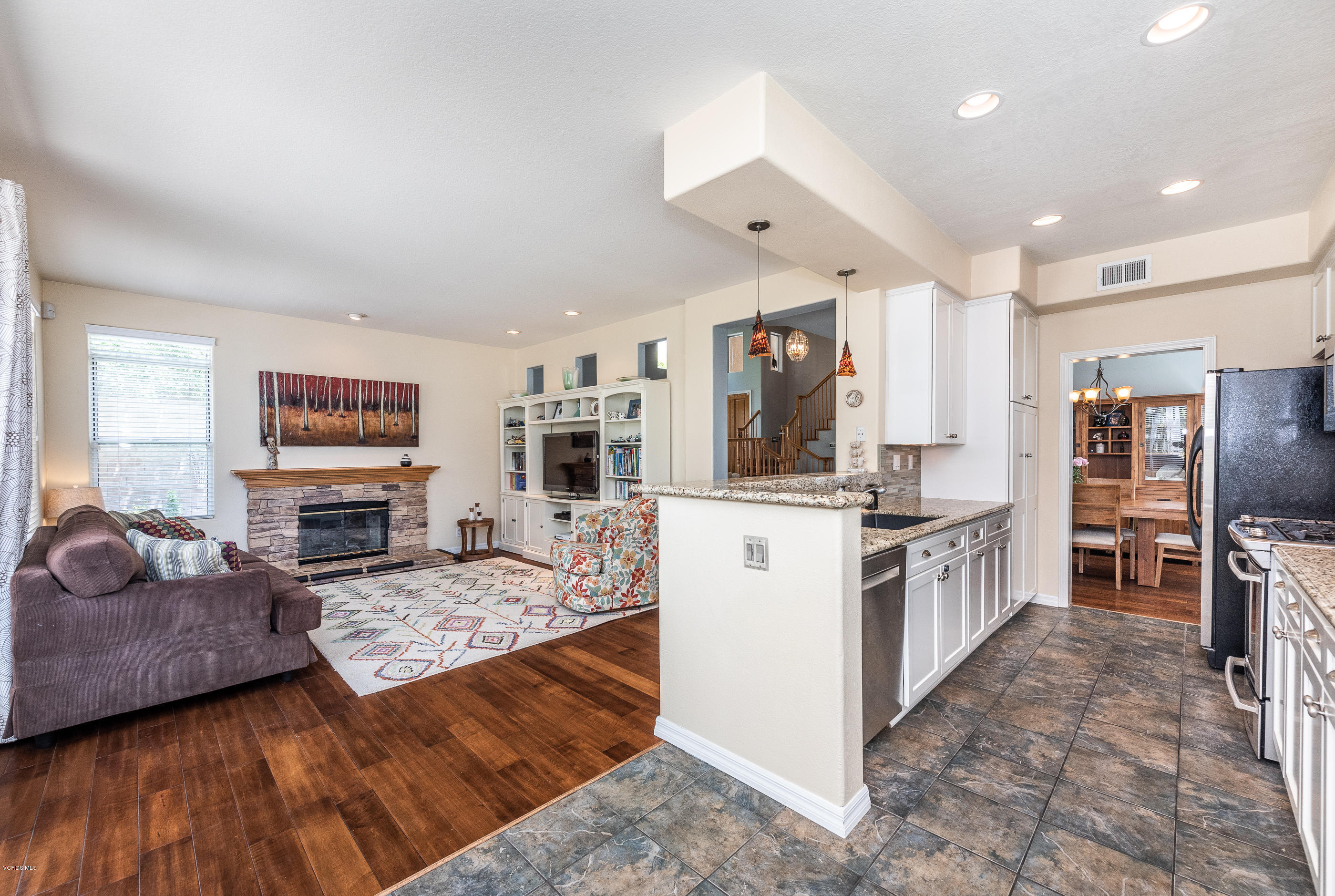 11205 Shadyridge Road Moorpark, CA 93021 - Photo 11 of 35 11205 Shadyridge Rd-11