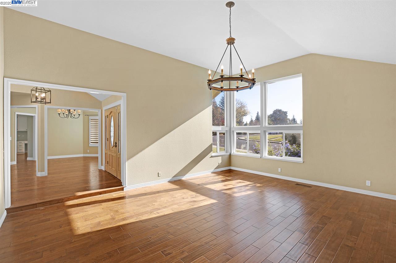 590 Regulus Road Livermore, CA 94550 - Photo 10 of 40 Gallery Image 10