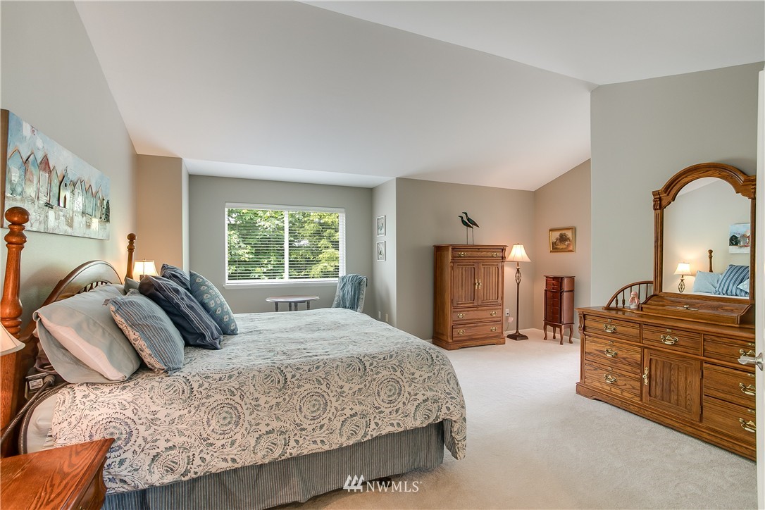 16867 164th Way Southeast Renton, WA 98058 - Photo 15 of 25 Gallery Image 15