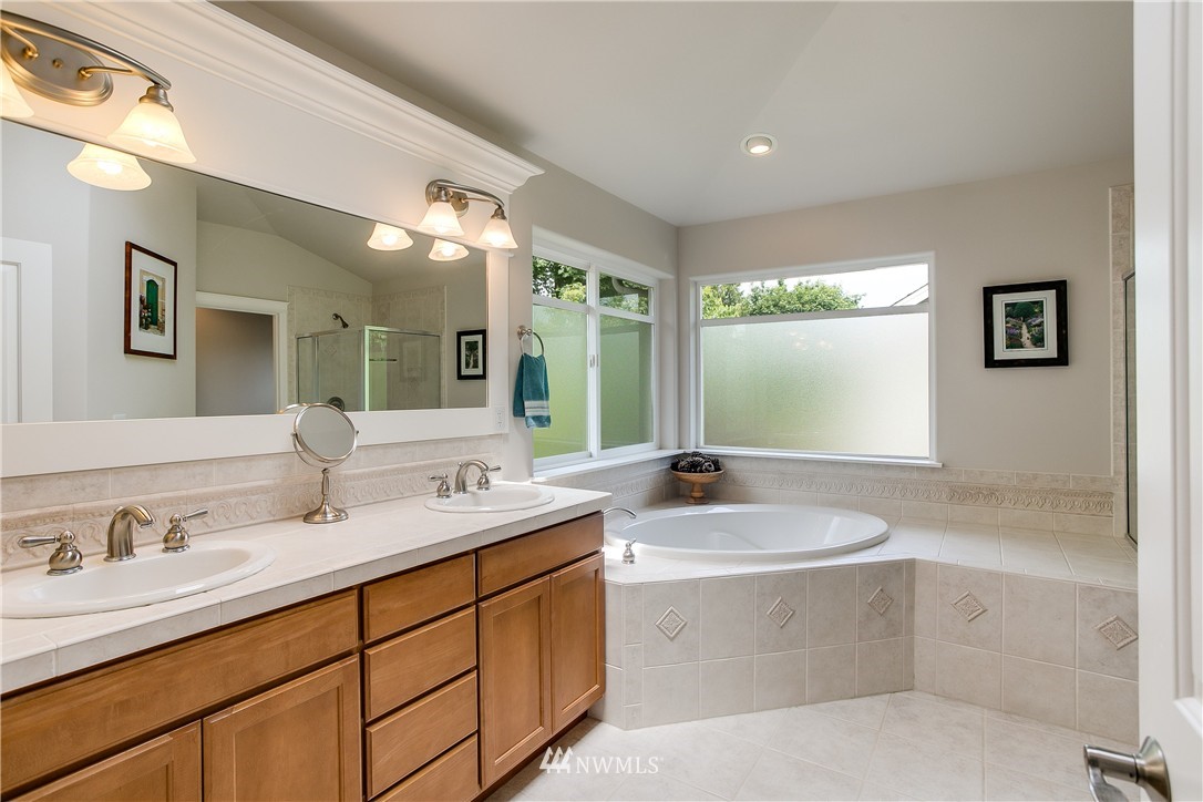 16867 164th Way Southeast Renton, WA 98058 - Photo 16 of 25 Gallery Image 16