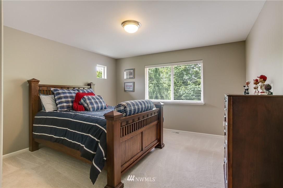 16867 164th Way Southeast Renton, WA 98058 - Photo 18 of 25 Gallery Image 18