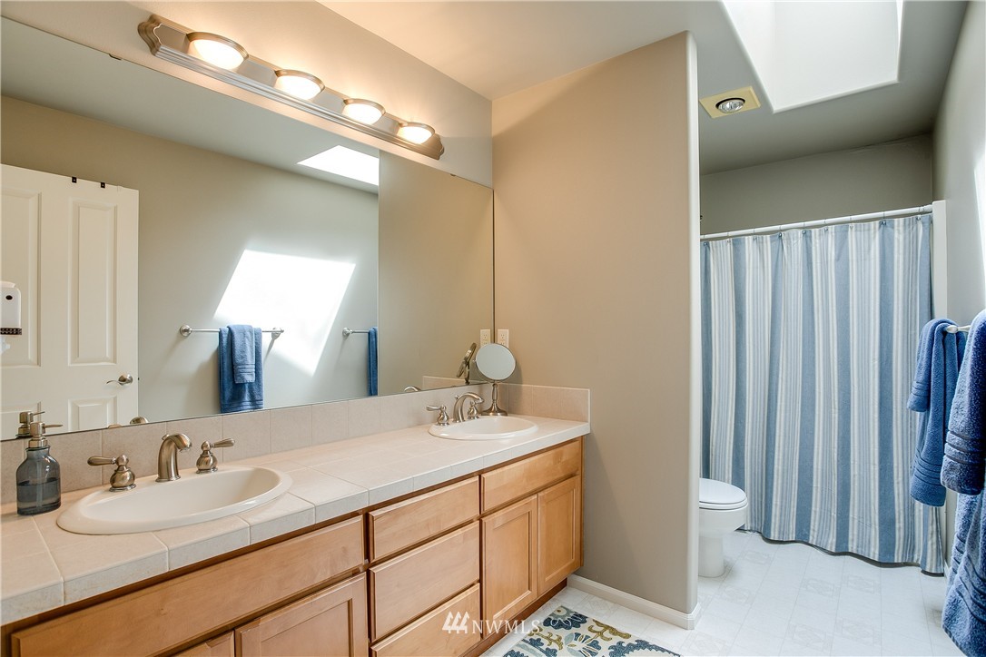 16867 164th Way Southeast Renton, WA 98058 - Photo 19 of 25 Gallery Image 19