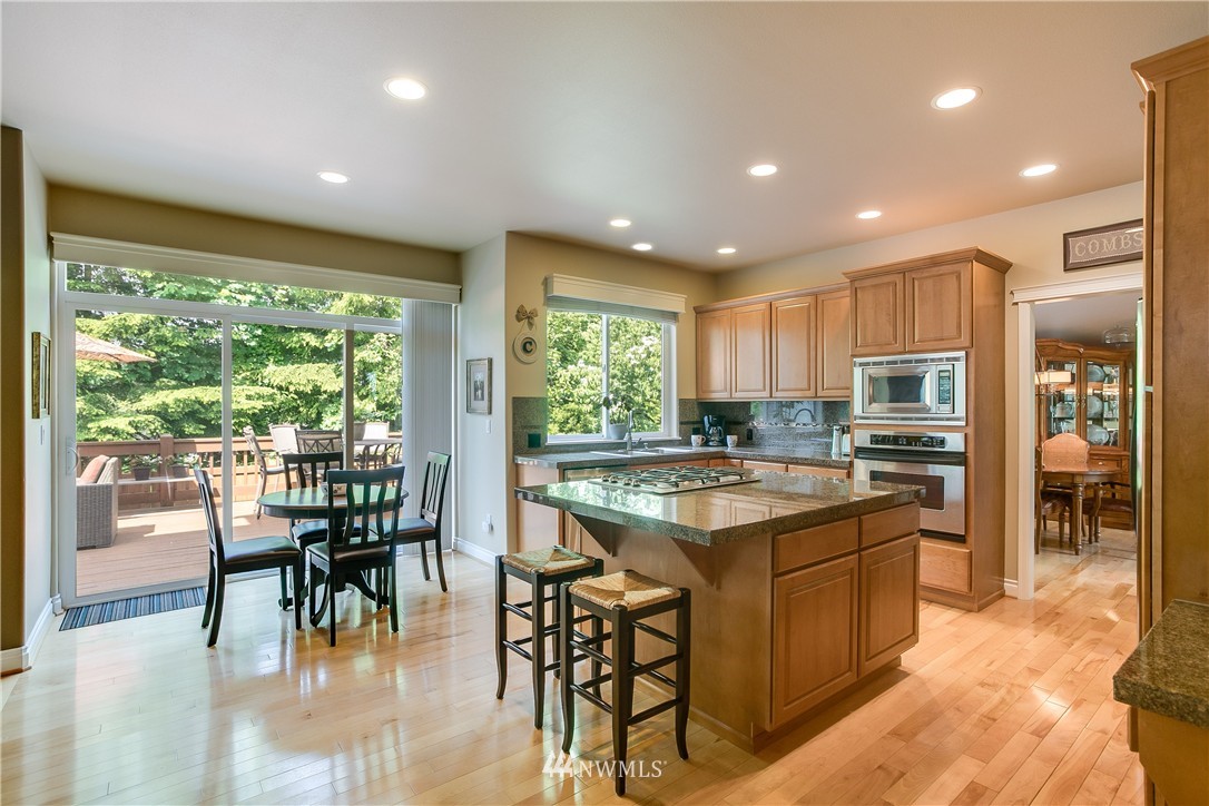 16867 164th Way Southeast Renton, WA 98058 - Photo 8 of 25 Gallery Image 8