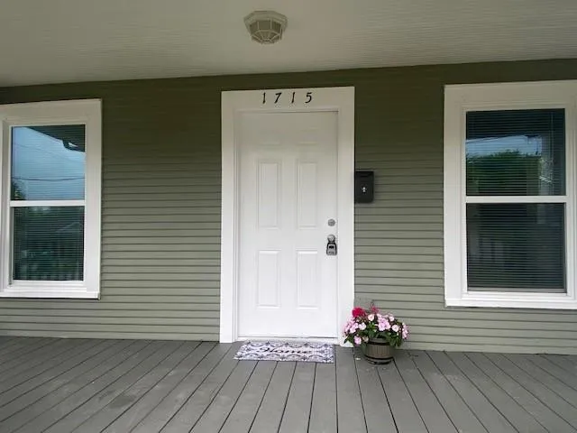 $1,500 | 1715 East Pecan Street, Sherman, TX 75090