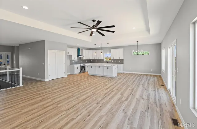 $639,900 | 7131 Savannah Drive, Glen Carbon, IL 62034