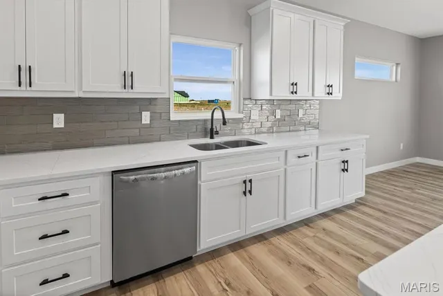 $639,900 | 7131 Savannah Drive, Glen Carbon, IL 62034