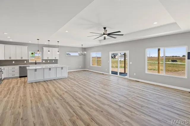 $639,900 | 7131 Savannah Drive, Glen Carbon, IL 62034