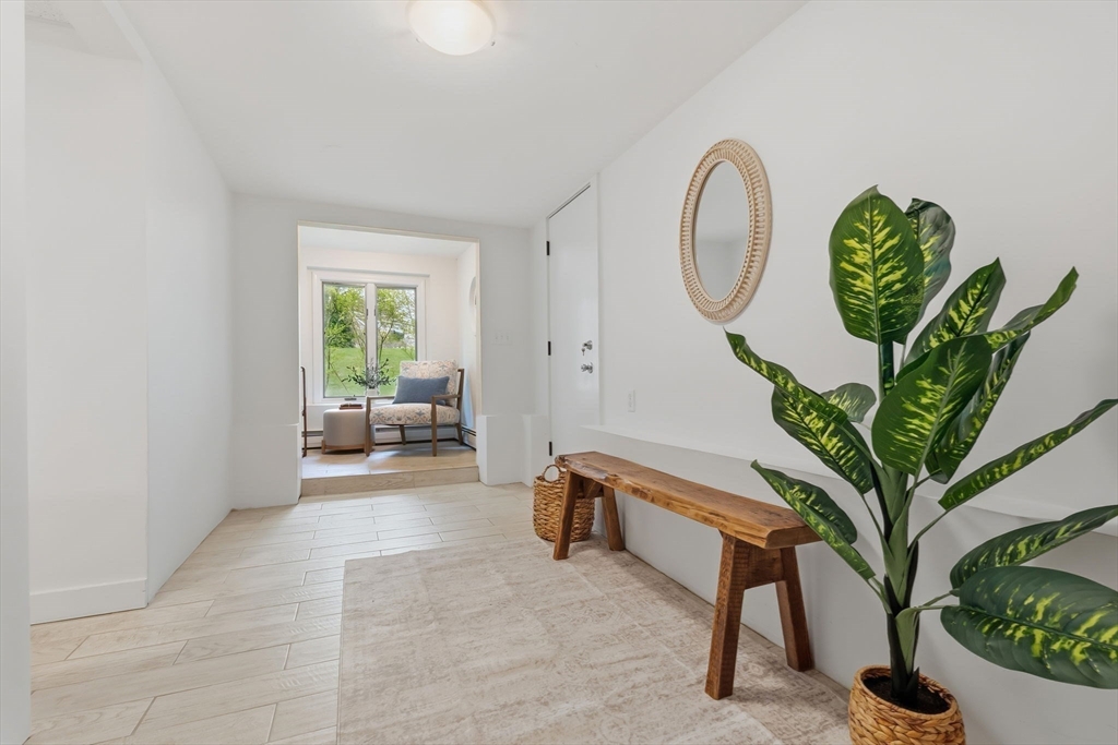6 Mt Locust Place, Unit 2 Gloucester, MA 01930 - Photo 19 of 39