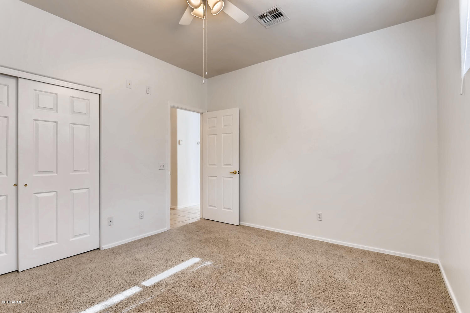 2625 North Recker Road, Unit 4 Mesa, AZ 85215 - Photo 19 of 28 2625 N Recker Road Unit 4 Mesa-large-019