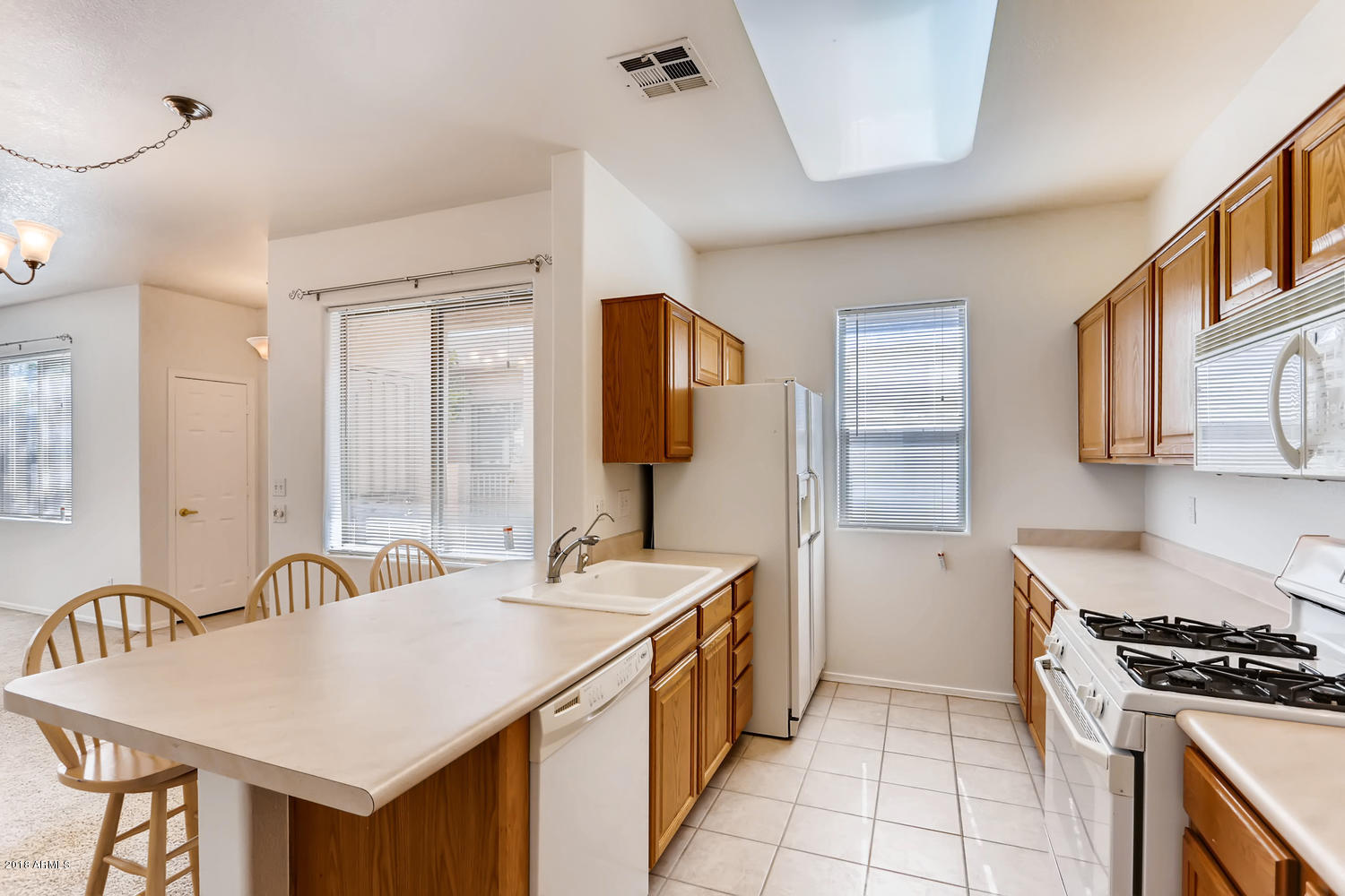 2625 North Recker Road, Unit 4 Mesa, AZ 85215 - Photo 9 of 28 2625 N Recker Road Unit 4 Mesa-large-009