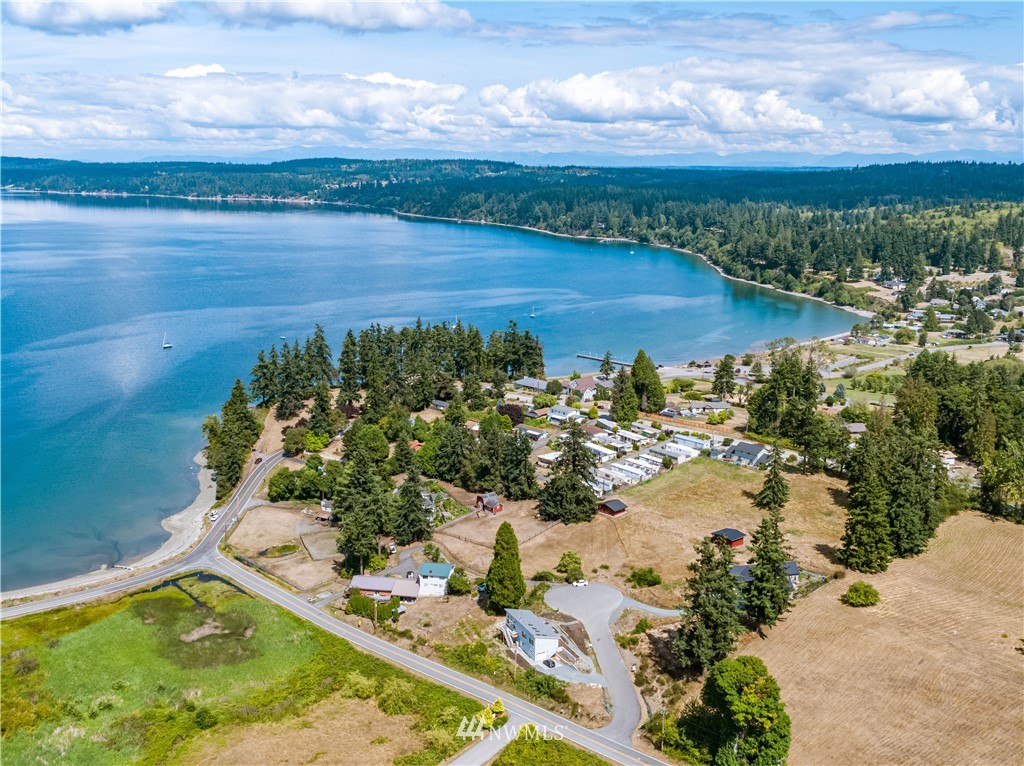 5453 Harborside Lane Freeland, WA 98249 - Photo 3 of 14