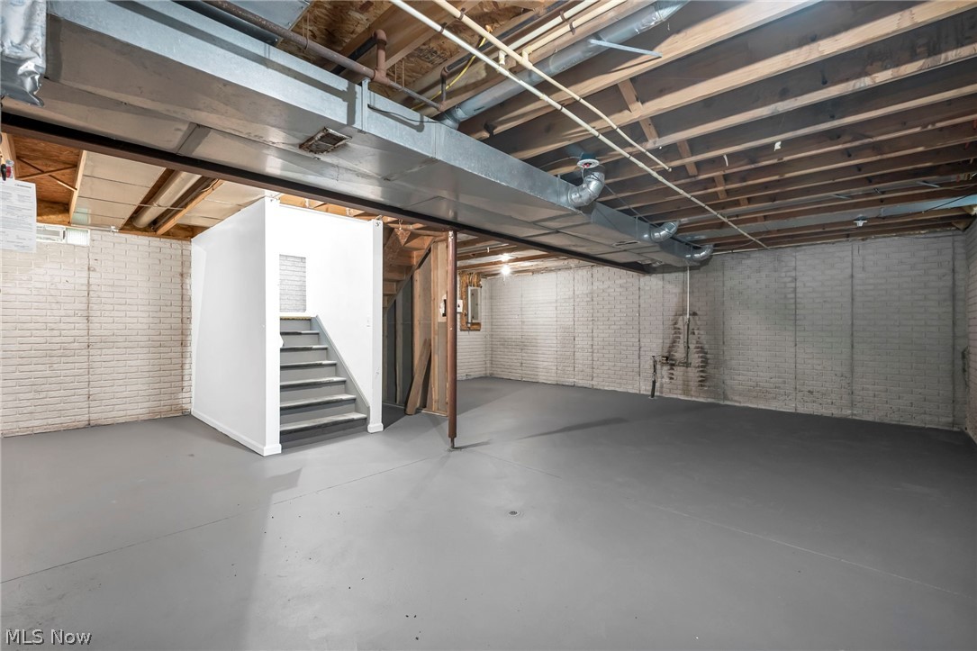 645 Eddy Road Cleveland, OH 44108 - Photo 39 of 44 Gallery Image 39