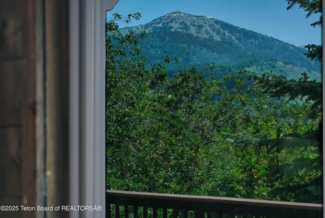 $2,195,000 | 475 East Alta Ski Hill Road, Alta, WY 83414