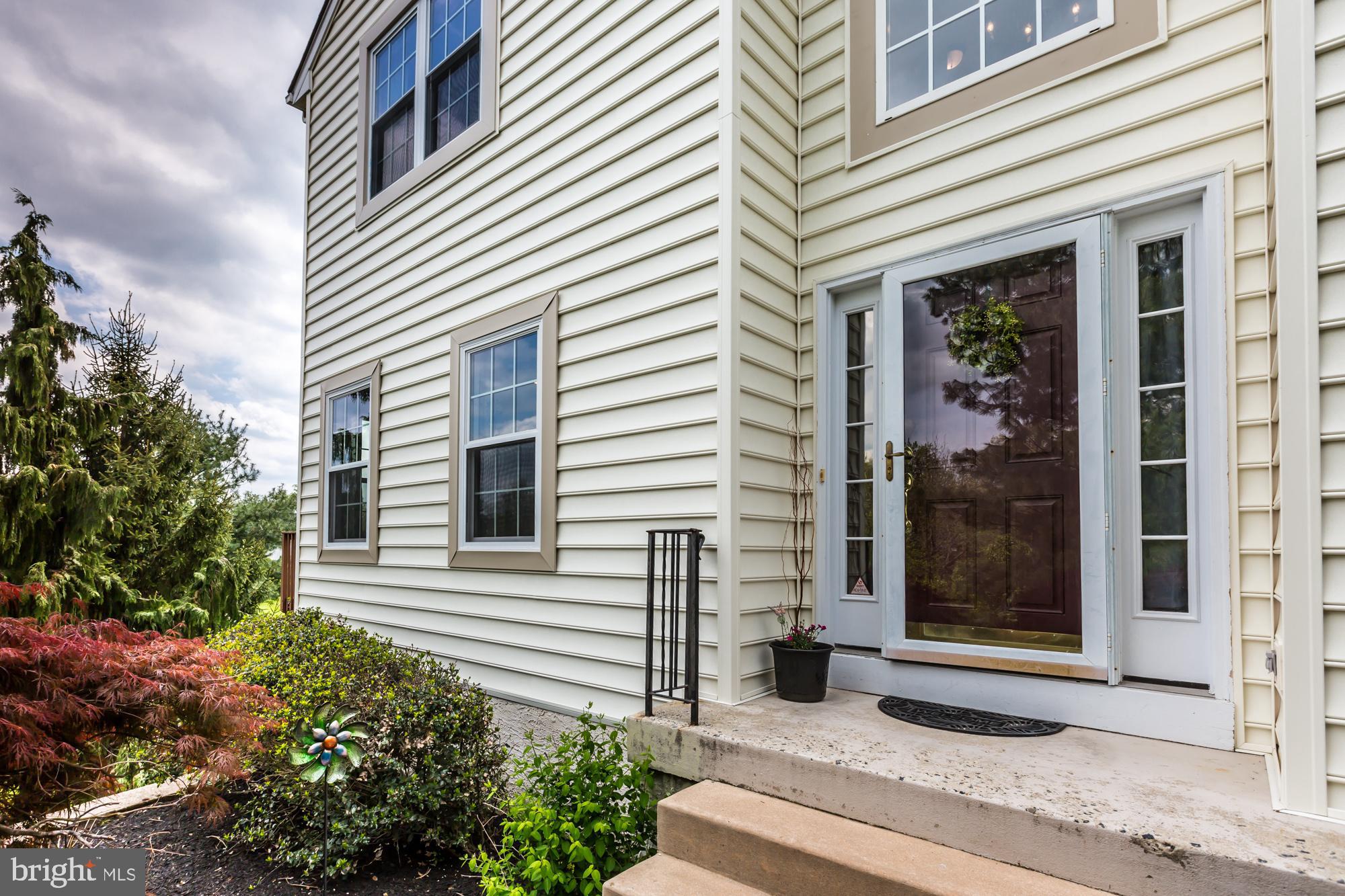 4553 Old Oak Road Doylestown, PA 18902 - Photo 3 of 32 Gallery Image 3
