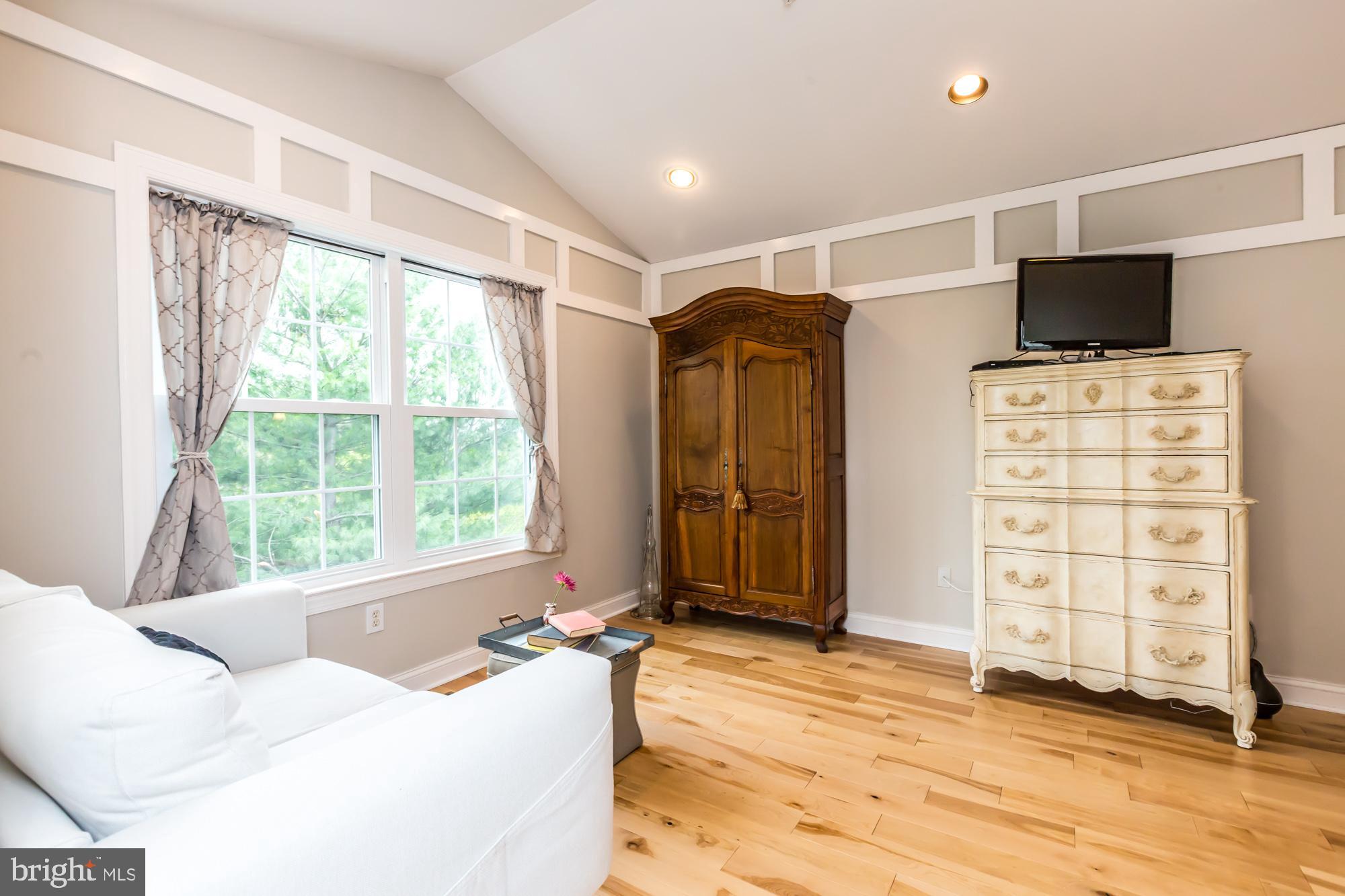 4553 Old Oak Road Doylestown, PA 18902 - Photo 21 of 32 Gallery Image 21