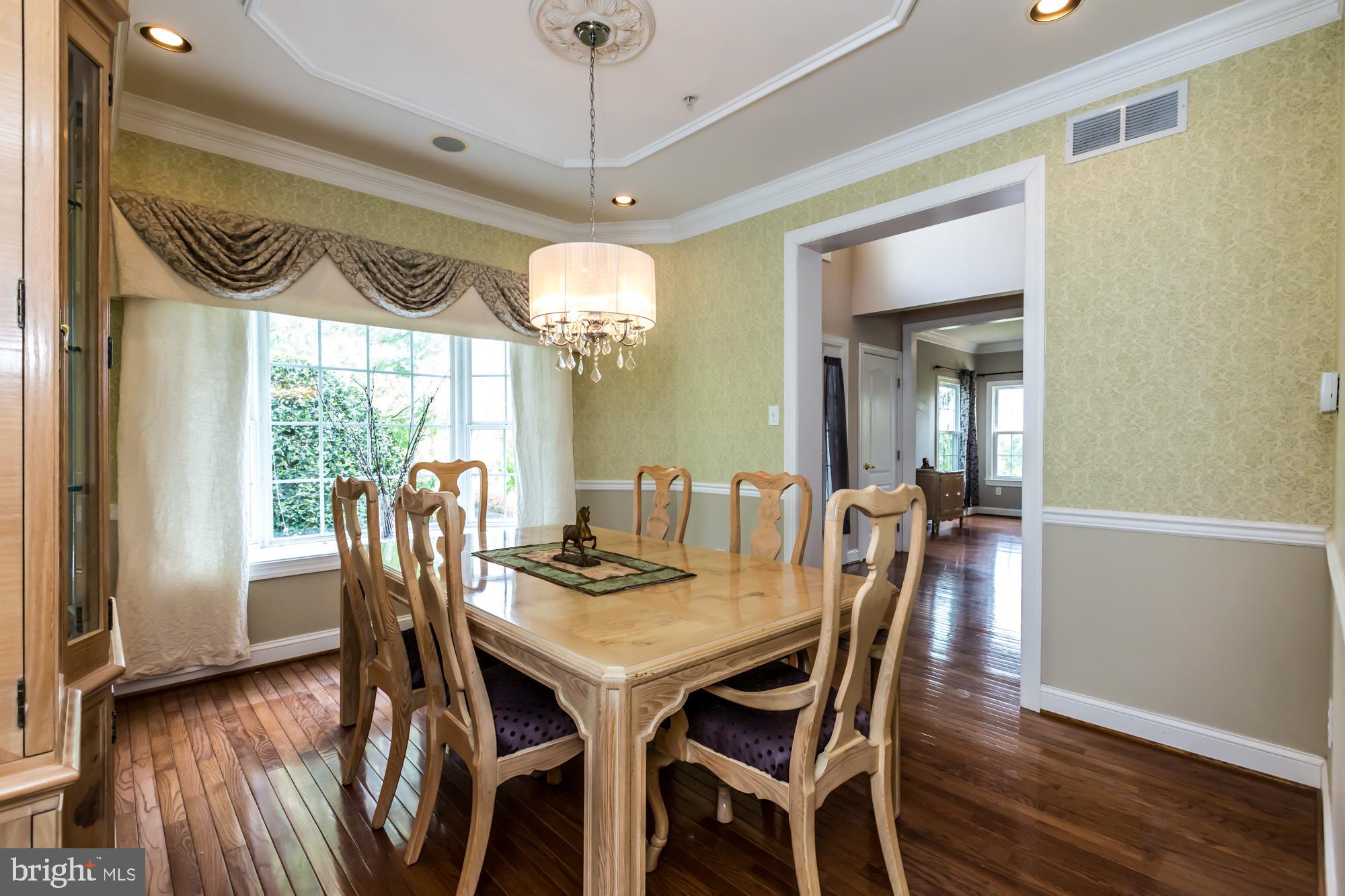 4553 Old Oak Road Doylestown, PA 18902 - Photo 10 of 32 Gallery Image 10