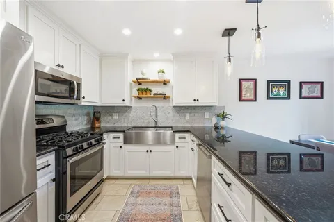 $759,000 | 214 Via Robina, Unit 4, San Clemente, CA 92672