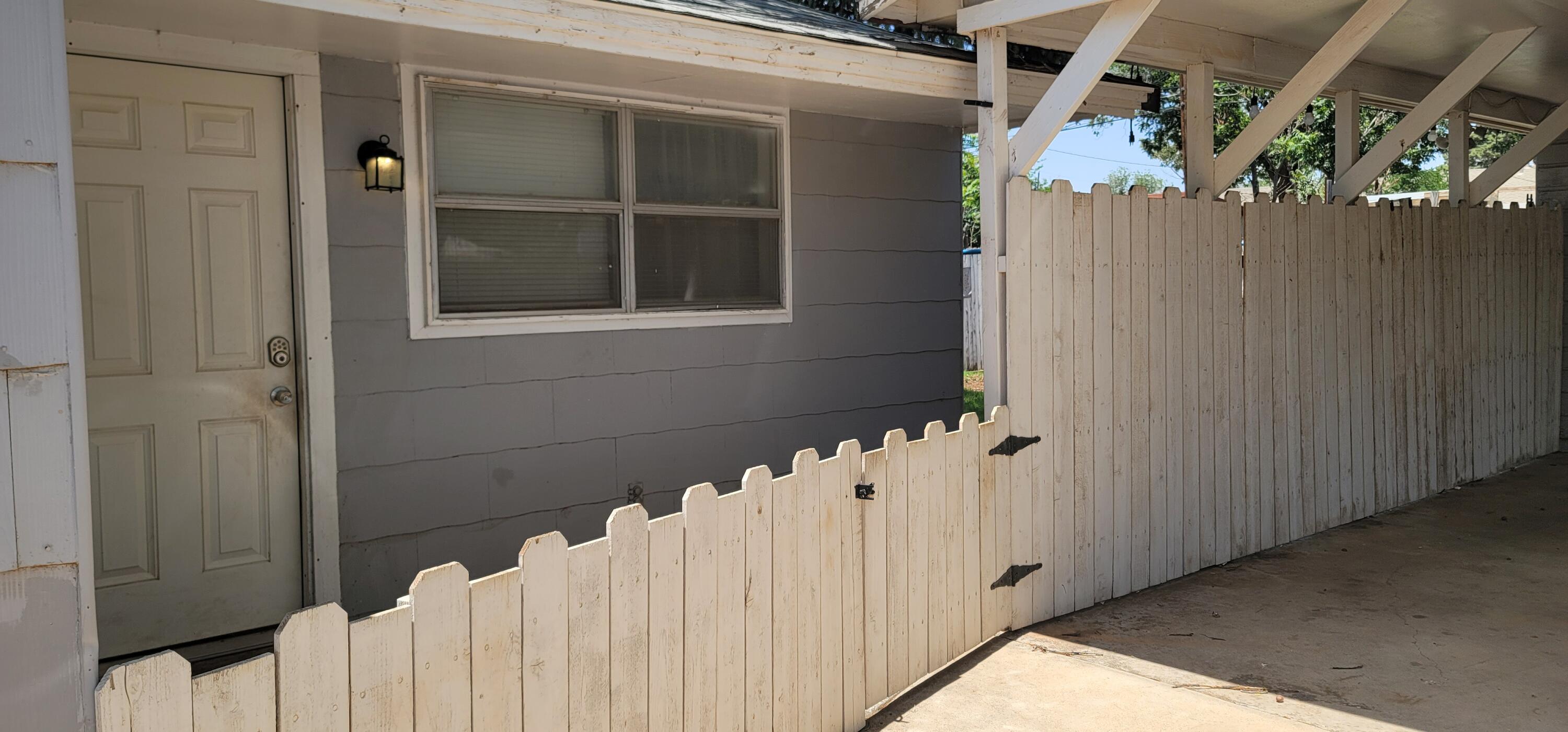 2214 40th Street Lubbock, TX 79412 - Photo 4 of 61 1c