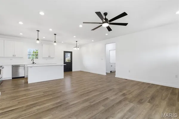 $260,000 | 2707 Mayfield Drive, Mountain Grove, MO 65711