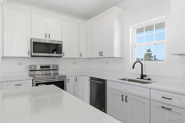 $260,000 | 2707 Mayfield Drive, Mountain Grove, MO 65711