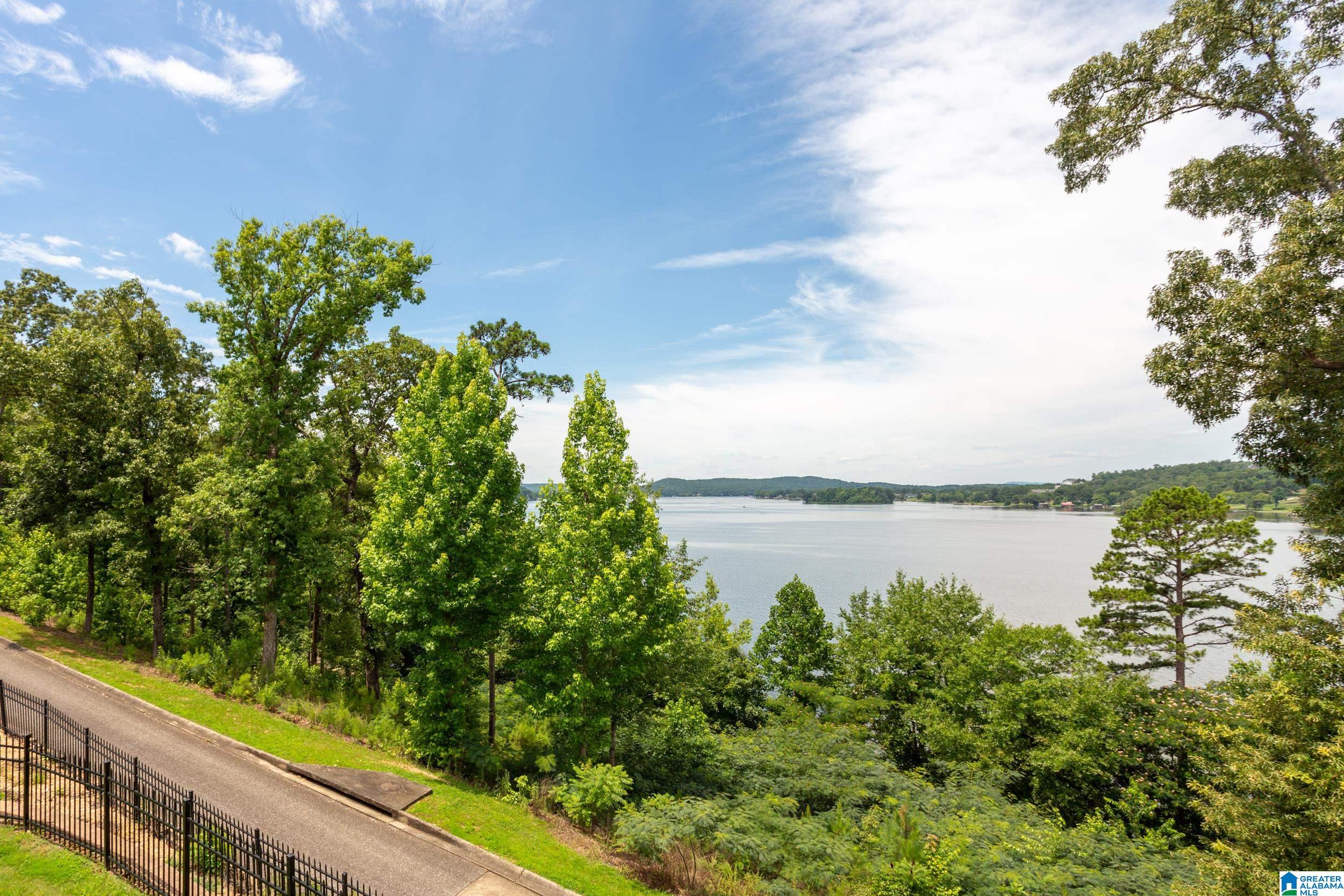 180 Shoreline View Talladega, AL 35160 - Photo 32 of 41