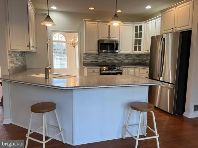 $499,800 | 6337 Medina Ridge Drive, Fayetteville, PA 17222