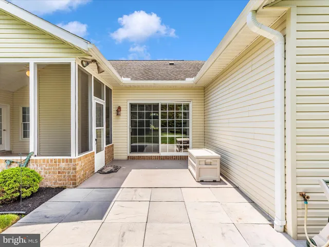 $499,800 | 6337 Medina Ridge Drive, Fayetteville, PA 17222