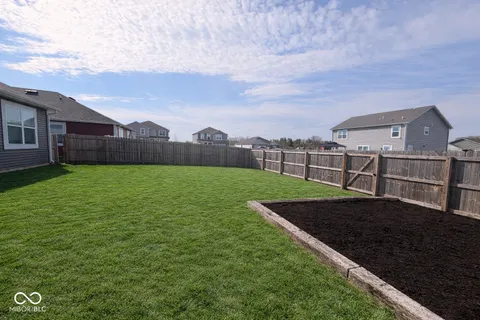 $299,900 | 1402 Buttercup Lane, Shelbyville, IN 46176