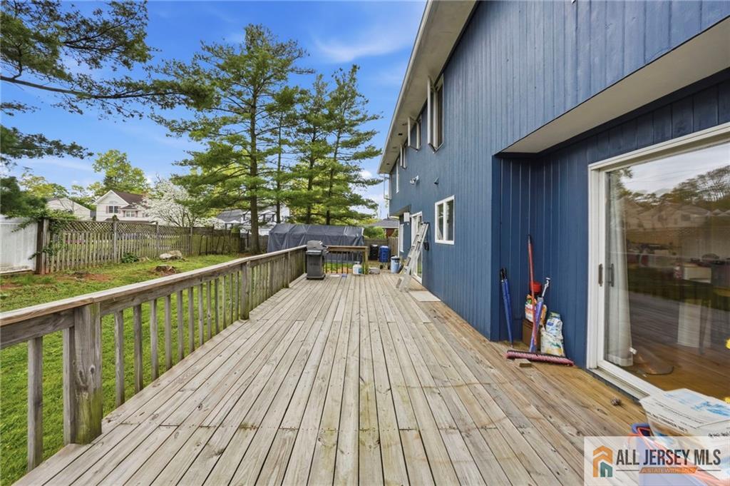 121 West Hill Road Colonia, NJ 07067 - Photo 31 of 41