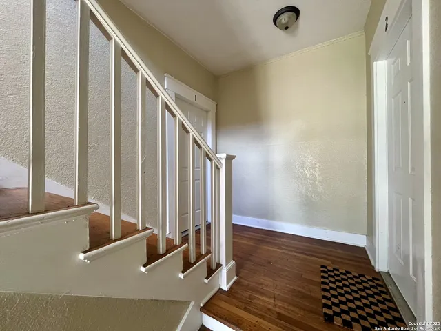 $575 | 1535 West Woodlawn Avenue, Unit 1, San Antonio, TX 78201